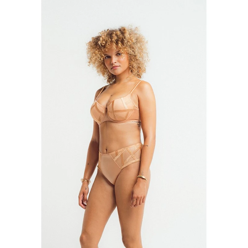 Louisa Bracq Serie Honey Shorty 471*40-HNY 6 Louisa Bracq Serie Honey Shorty 471*40-HNY – Image 4